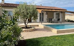 Villa provençale avec piscine
