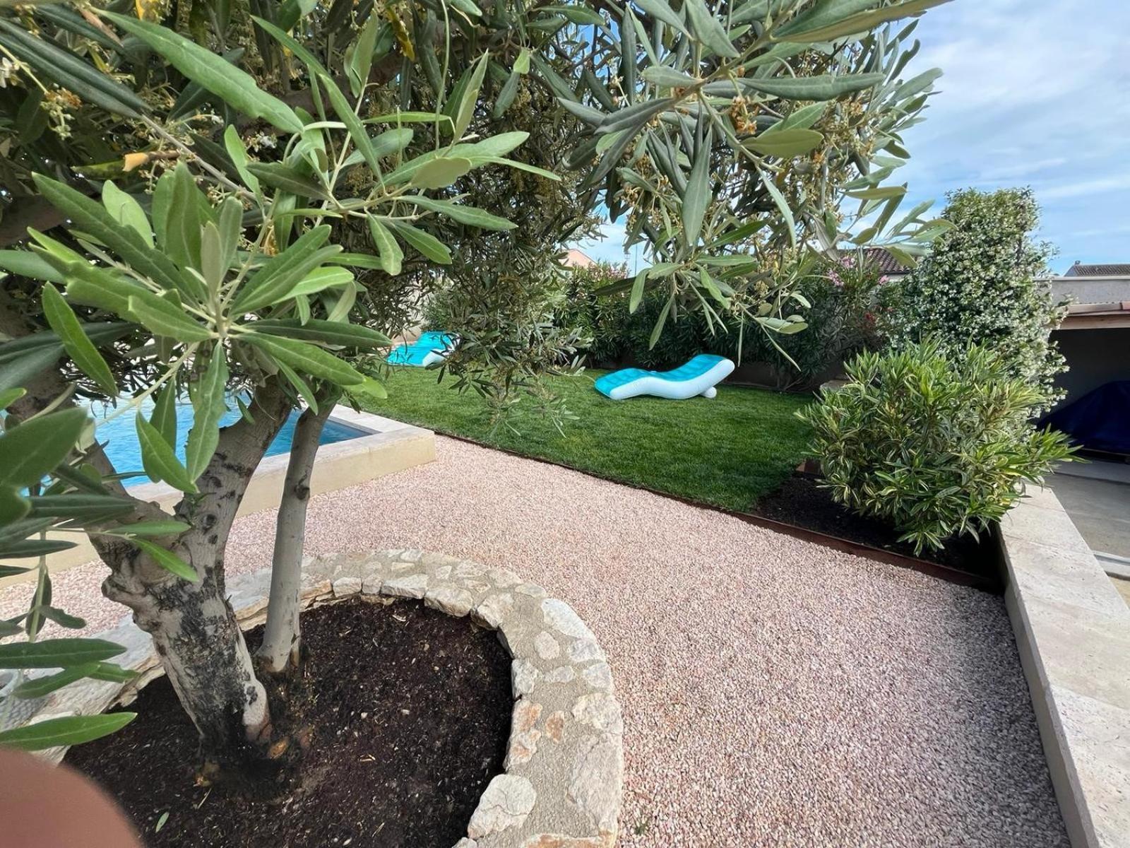 Villa provençale avec piscine Saint-Andiol Extérieur photo